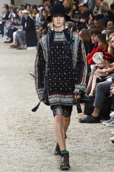 Look 20